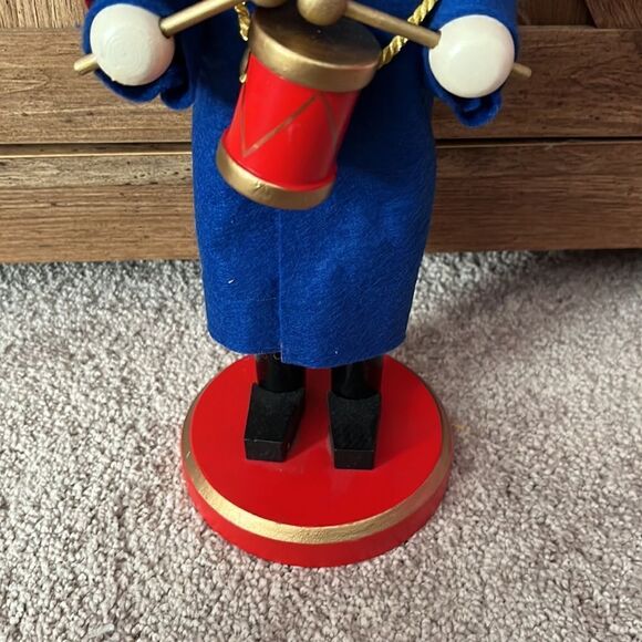 Christmas Scrooge or Caroler Wooden Nutcracker Shelf Sitter- Approx 5” by 15” - Picture 4 of 13